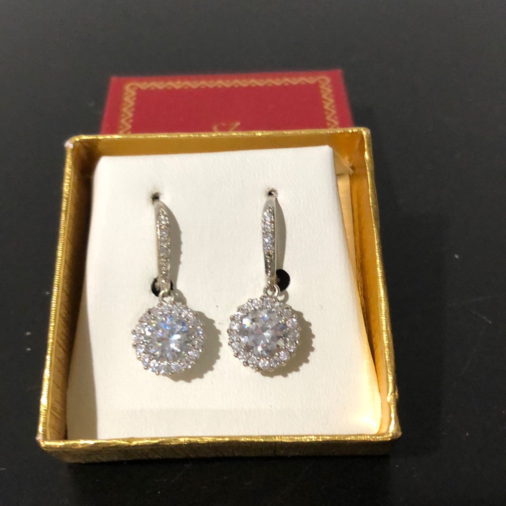 Cubic Zirconia and silver tones Drop earring